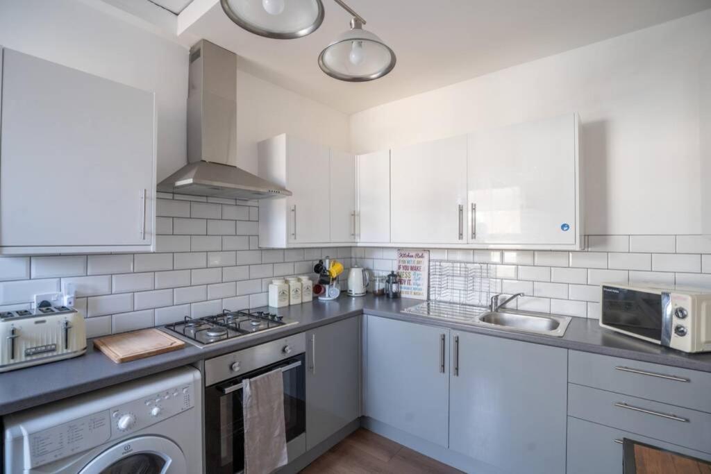 Phenix Central - Huge 3 Bed, Super Equipped Apartment. Cardiff Zewnętrze zdjęcie